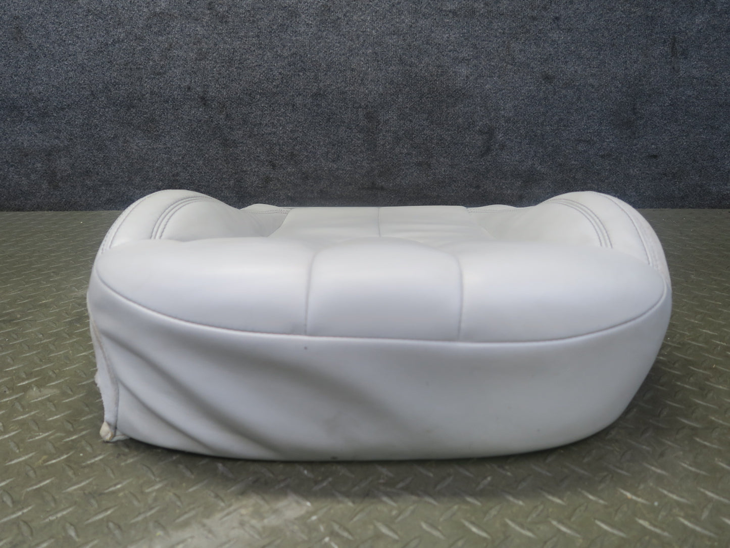 2012-2015 Range Rover Evoque L538 Front Right Seat Lower Leather Cushion