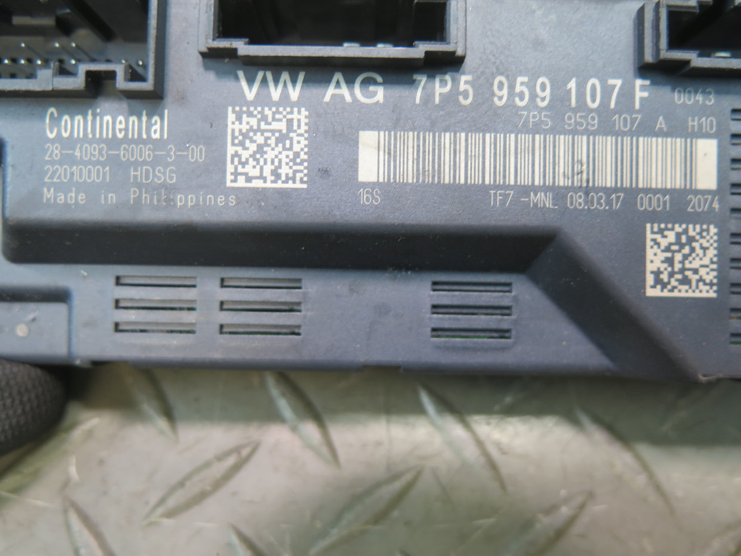 2011-2018 Porsche Cayenne 958 Trunk Lid Liftgate Control Module 7P5959107F