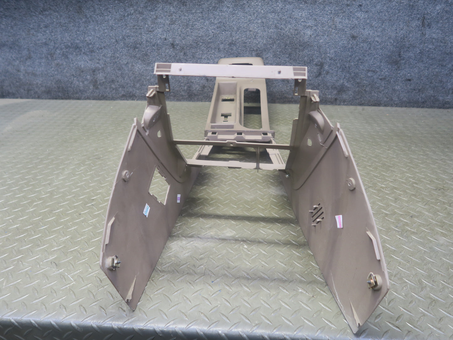 96-02 BMW E36/7 Z3 Roadster Center Console Trim Cover Panel Beige 8397523 OEM
