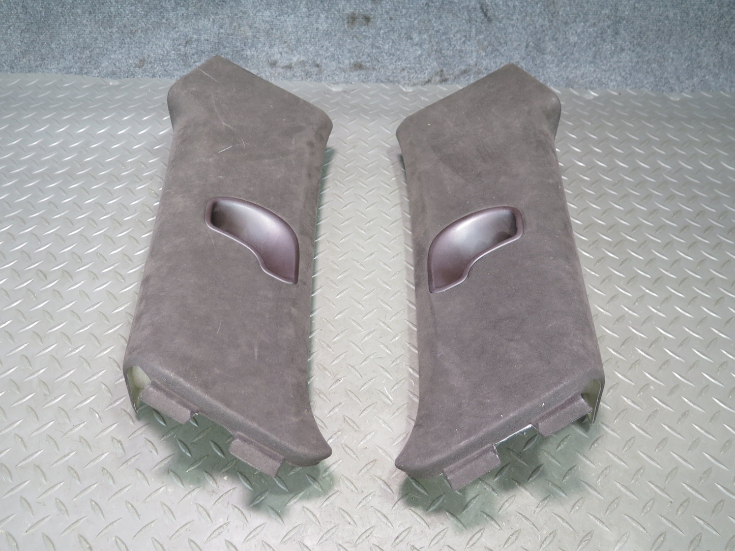 2011-2018 Porsche Cayenne 958 Rear Left & Right Upper C Pillar Trim Panel Set