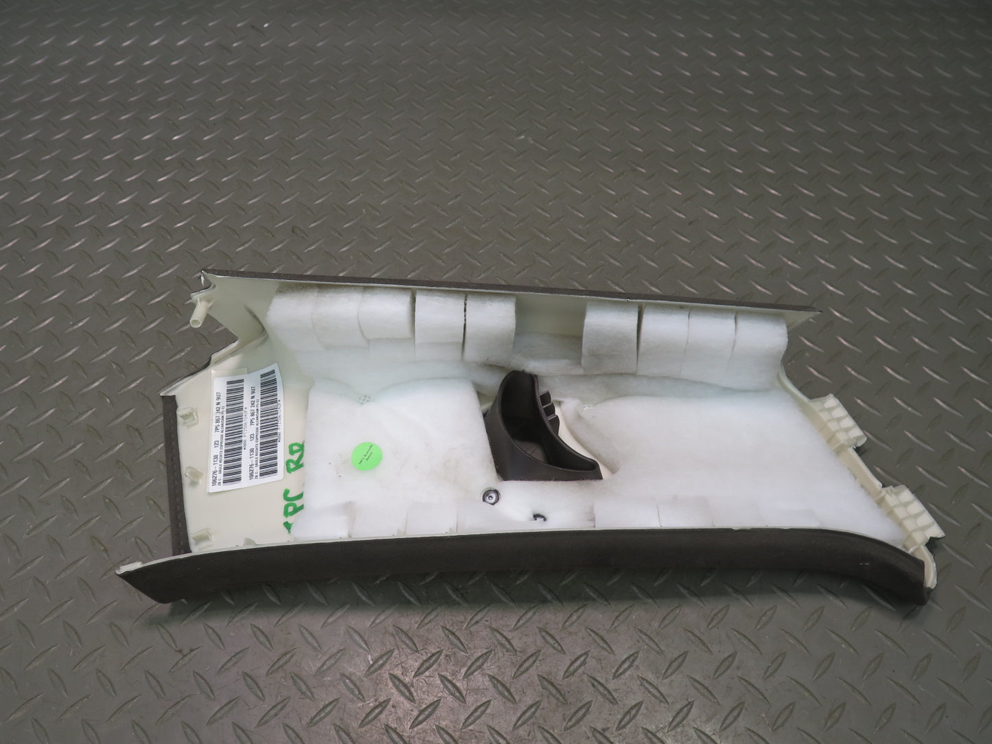 2011-2018 Porsche Cayenne 958 Rear Left & Right Upper C Pillar Trim Panel Set