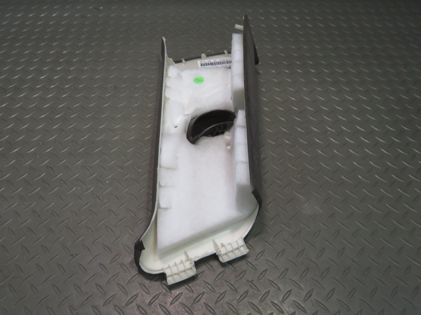 2011-2018 Porsche Cayenne 958 Rear Left & Right Upper C Pillar Trim Panel Set