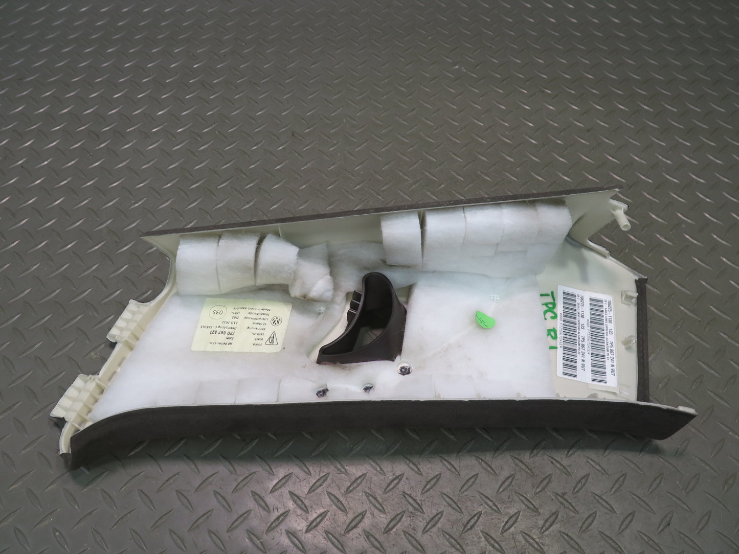 2011-2018 Porsche Cayenne 958 Rear Left & Right Upper C Pillar Trim Panel Set