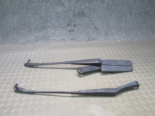 2011-2018 Porsche Cayenne 958 Front Right & Left Side Windshield Wiper Arm Set