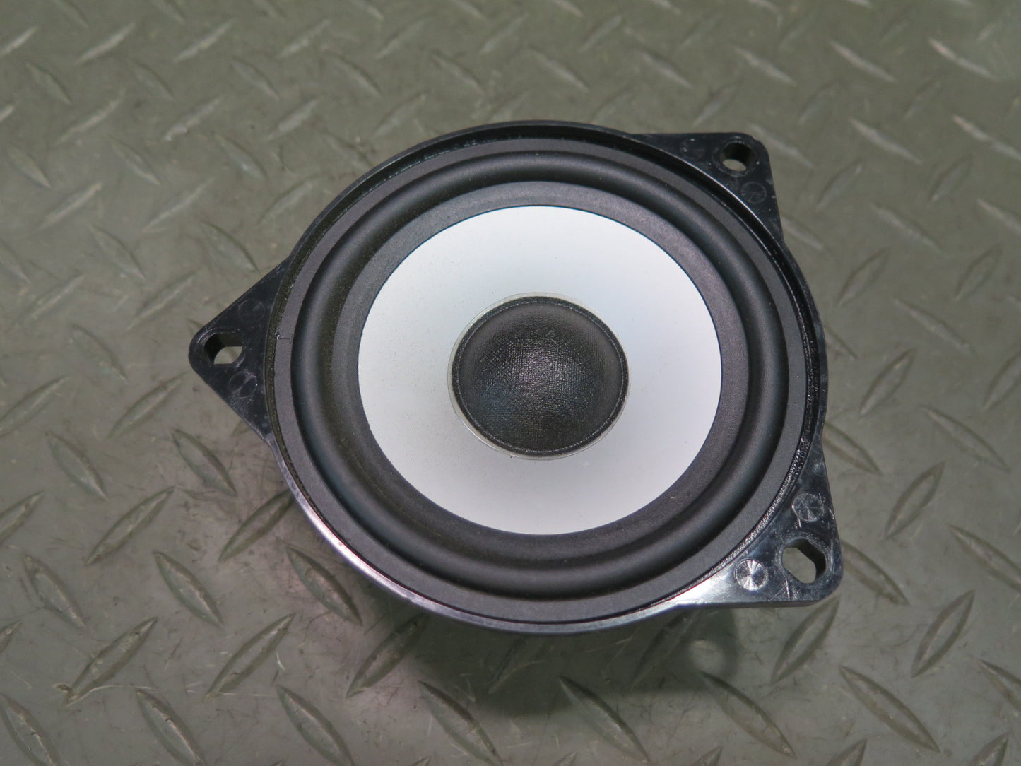 03-08 BMW E86 E85 Z4 Set of 2 Front or Rear TOP Hi-fi MID Range Speaker OEM