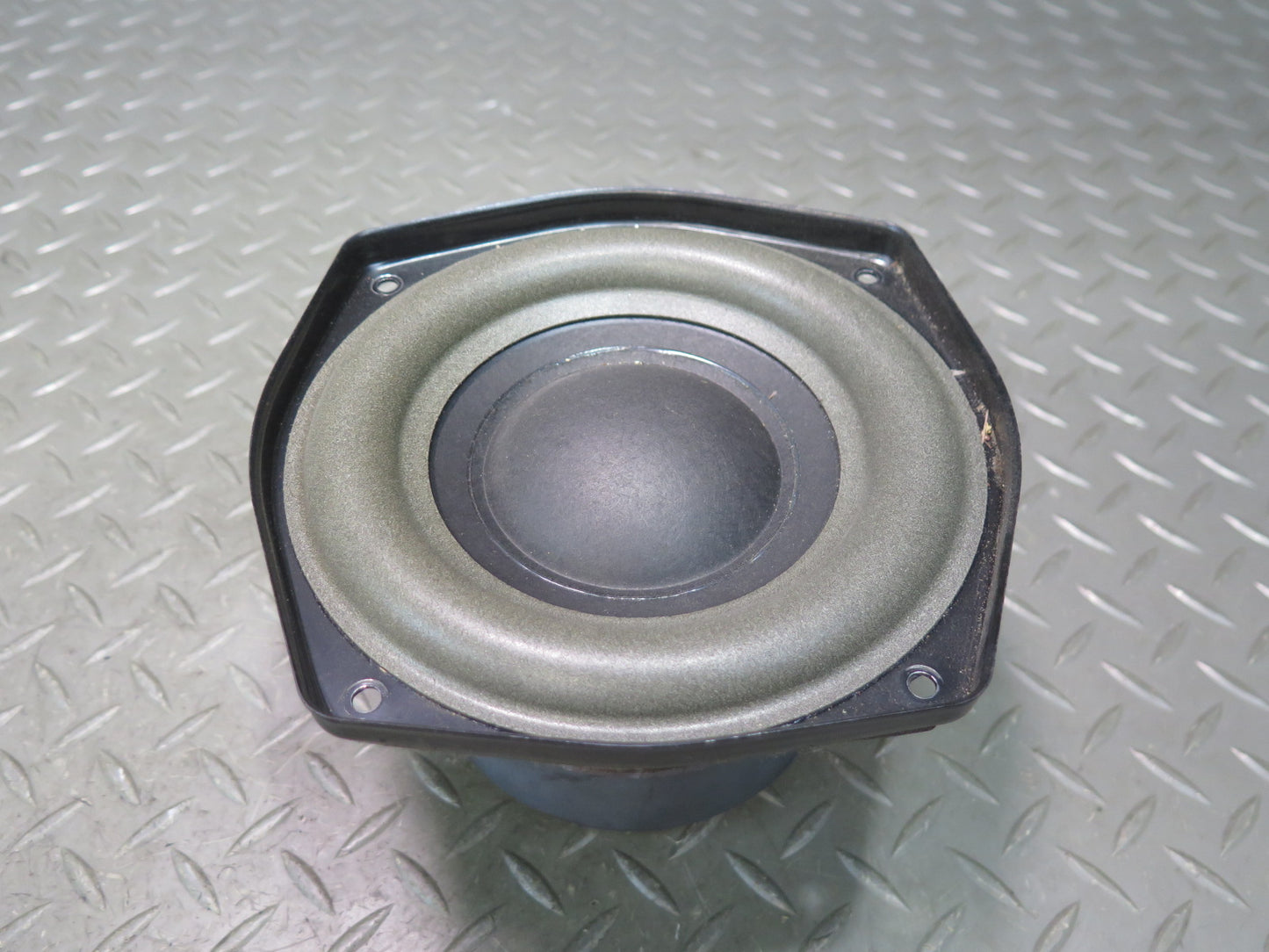 03-08 BMW E85 Z4 Set of 2 Rear TOP Hi-fi Subwoofer Speaker 6915841 OEM