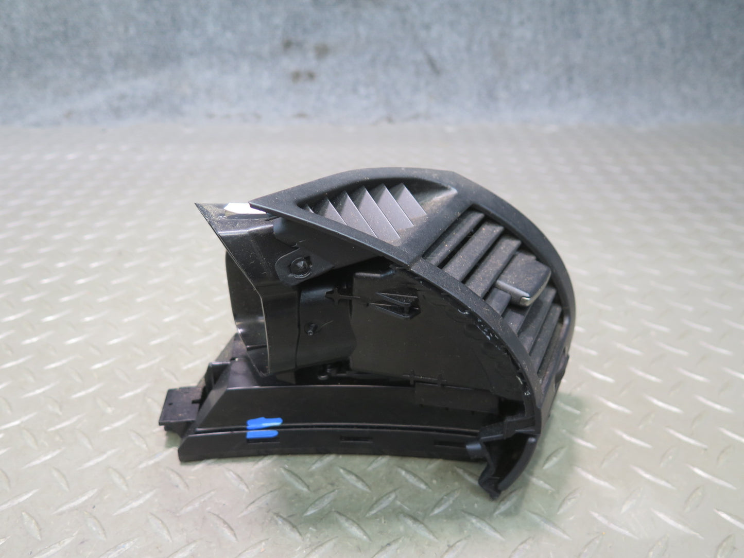 03-08 BMW E86 E85 Z4 Dash Right Air Vent Grille w CUP Holder Black 6945400 OEM