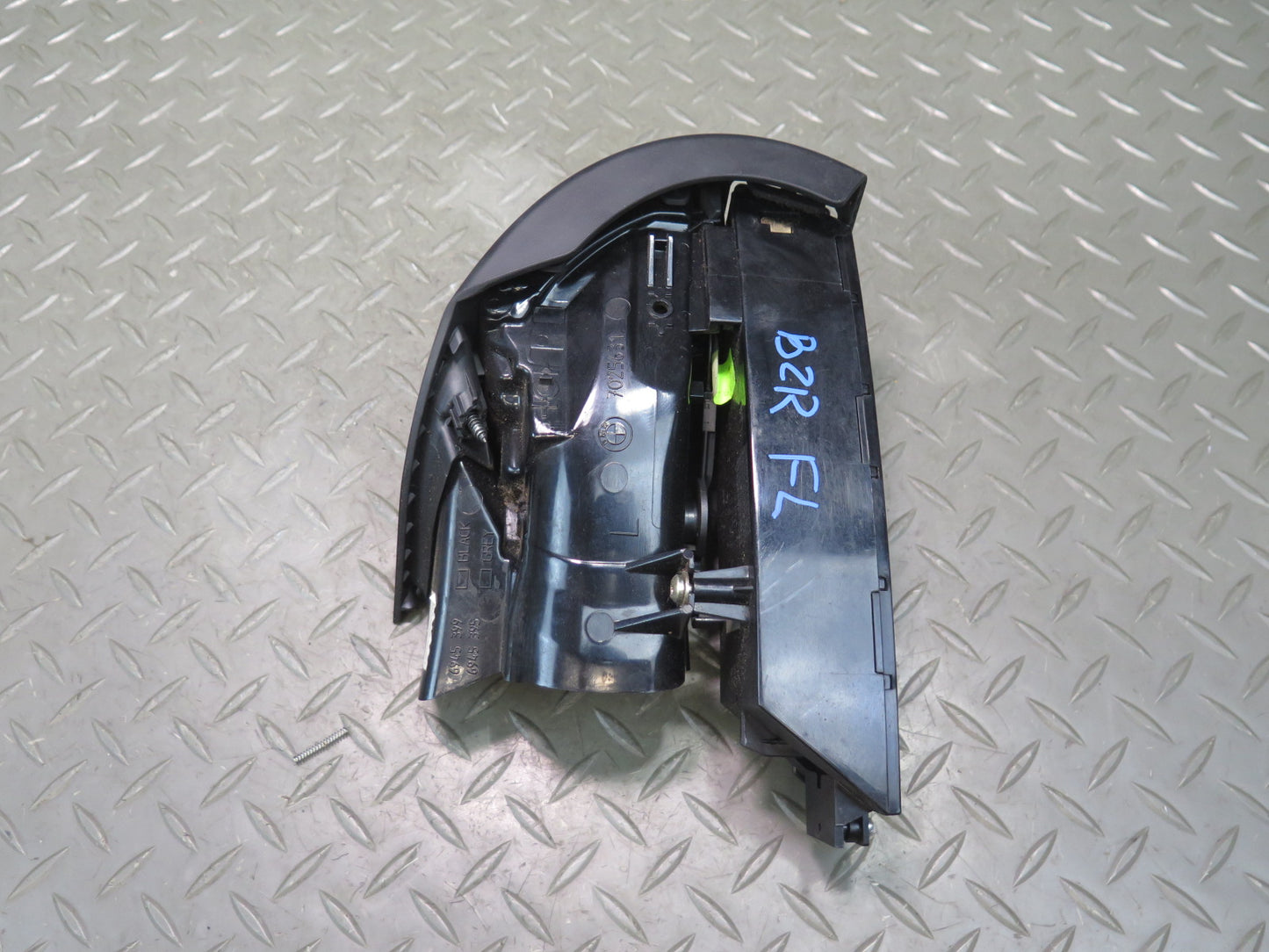 03-08 BMW E86 E85 Z4 Dash Left Air Vent Grille w CUP Holder Black 6945399 OEM