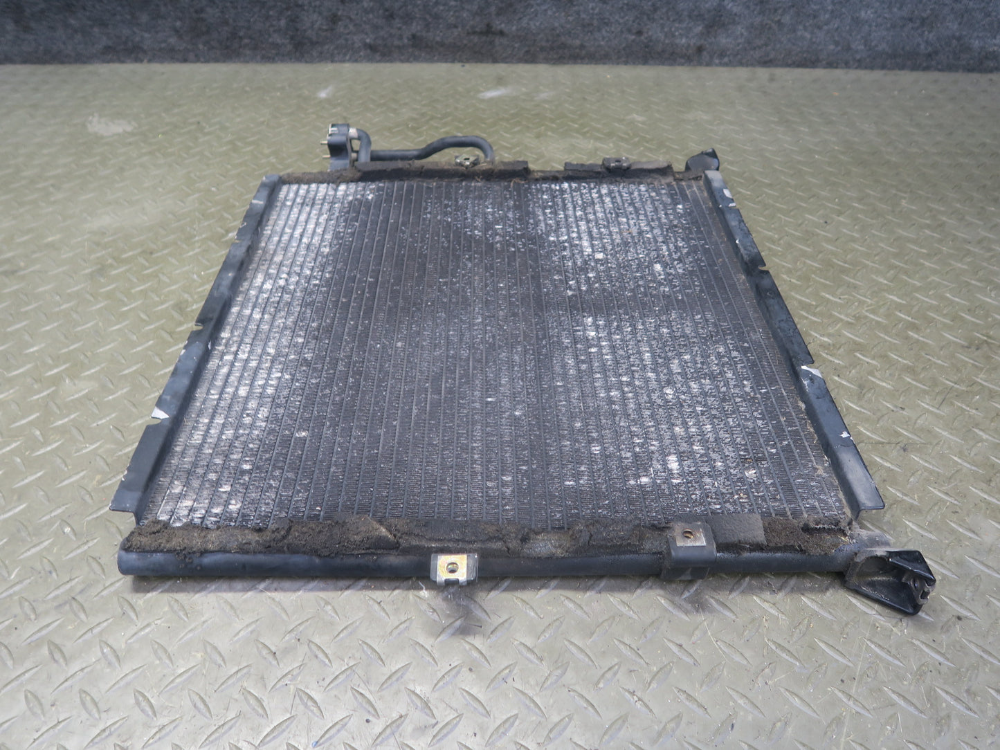 94-99 BMW E36 318iC A/C Air Condition Condenser OEM
