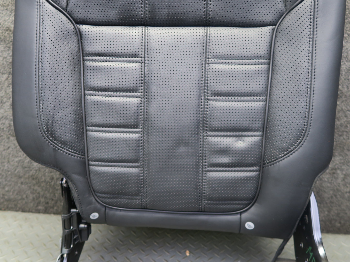 2014-2017 Range Rover Sport L494 Rear Right Seat Upper Backrest Leather Cushion