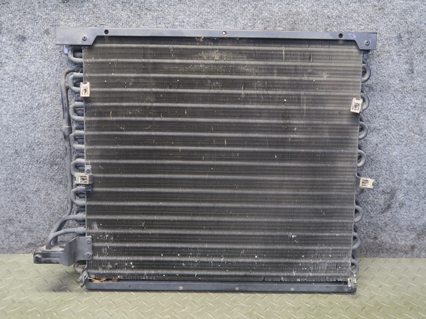 96-02 BMW E36/7 Z3 A/C Air Conditioning Condenser 8398181 OEM