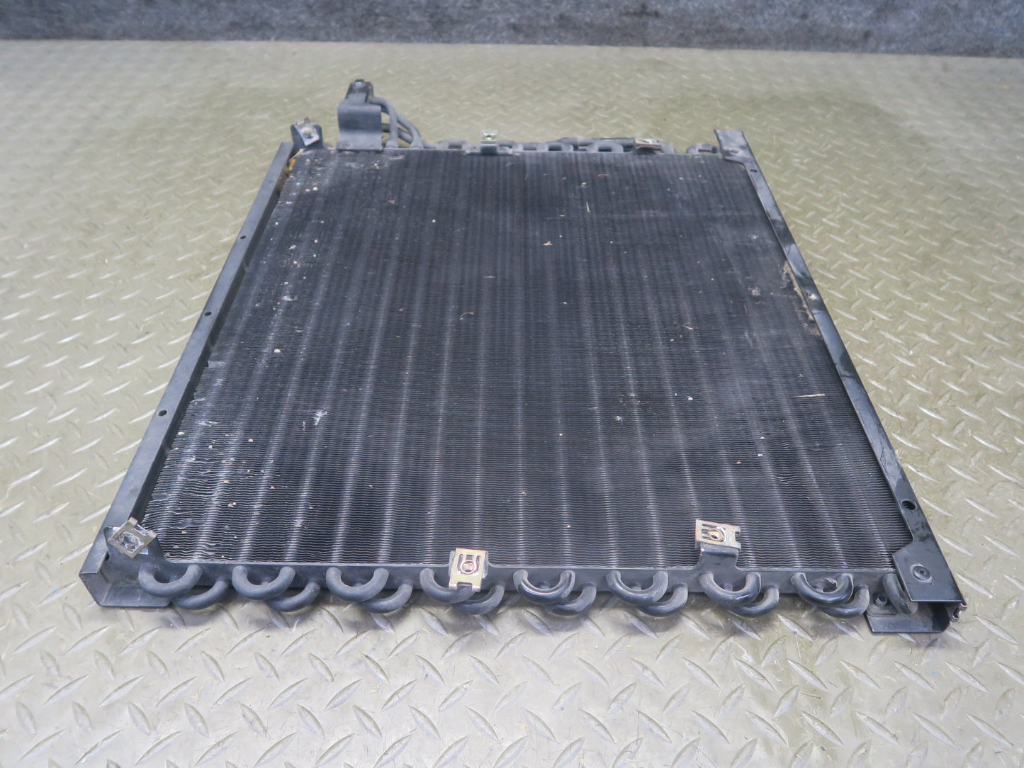 96-02 BMW E36/7 Z3 A/C Air Conditioning Condenser 8398181 OEM