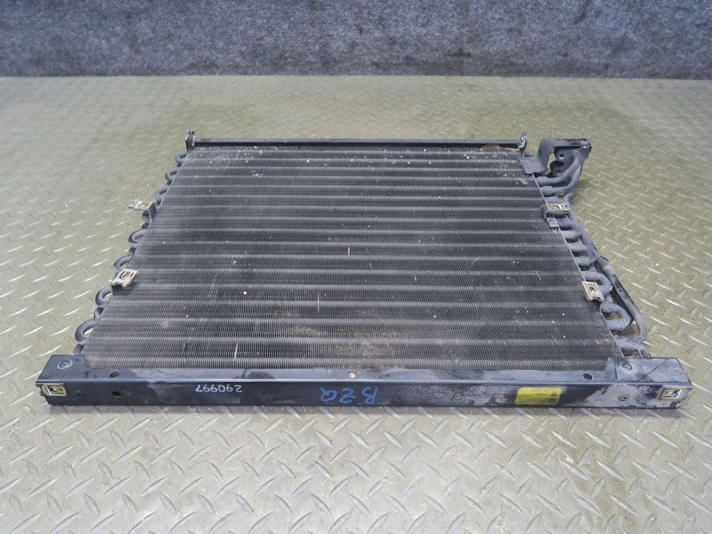 96-02 BMW E36/7 Z3 A/C Air Conditioning Condenser 8398181 OEM