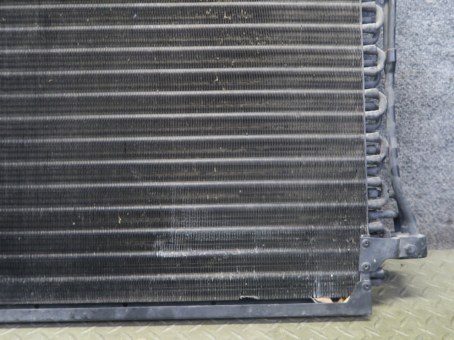 96-02 BMW E36/7 Z3 A/C Air Conditioning Condenser 8398181 OEM