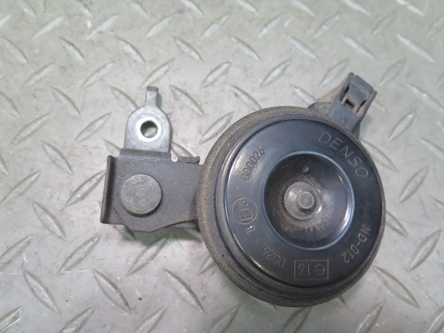 98-00 Lexus UCF20L LS400 Security Emergency Theft Alarm Horn Signal Siren OEM