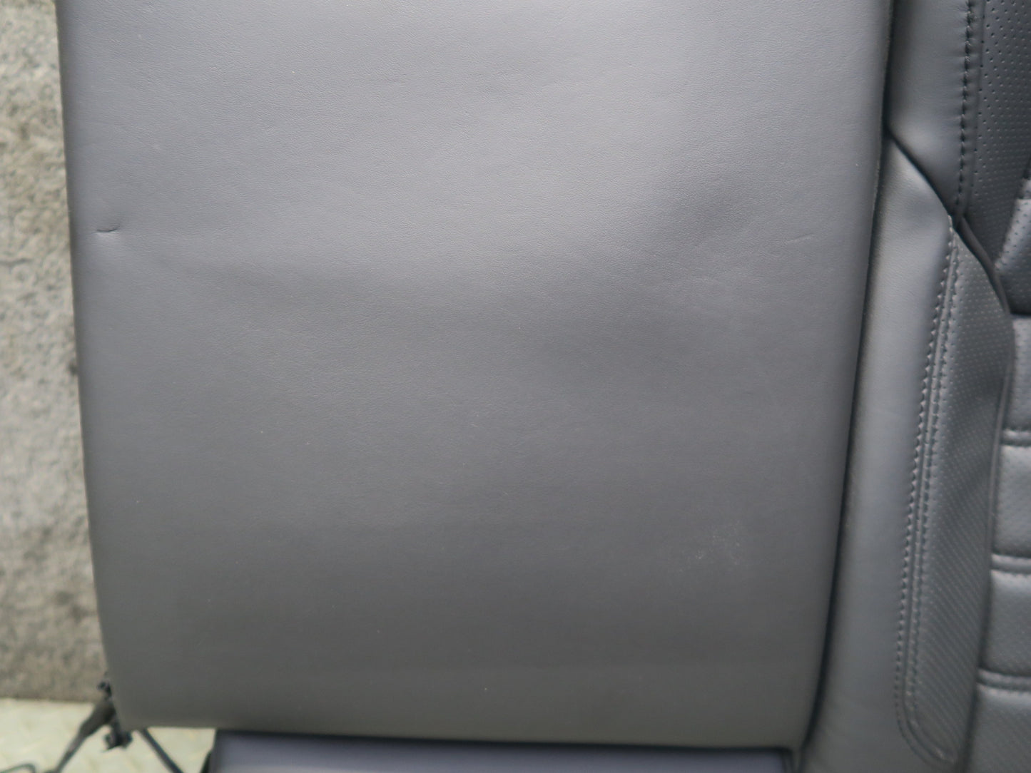 2014-2017 Range Rover Sport L494 Rear Left Seat Upper Backrest Leather Cushion
