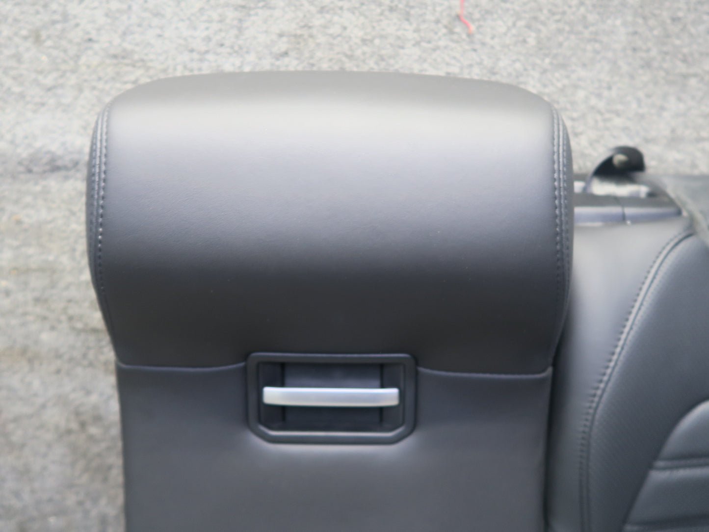2014-2017 Range Rover Sport L494 Rear Left Seat Upper Backrest Leather Cushion