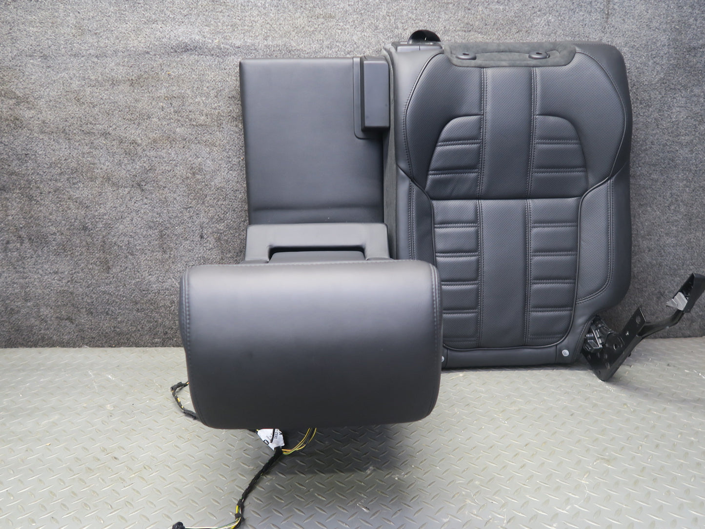 2014-2017 Range Rover Sport L494 Rear Left Seat Upper Backrest Leather Cushion