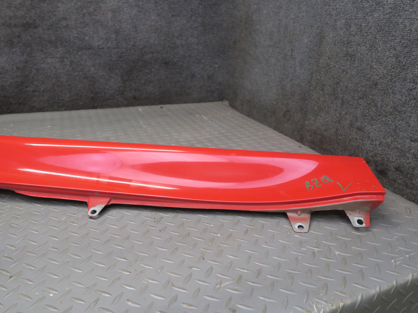 97-02 BMW E36/7 Z3 Left Side Skirt Rocker Panel Lower Molding RED OEM