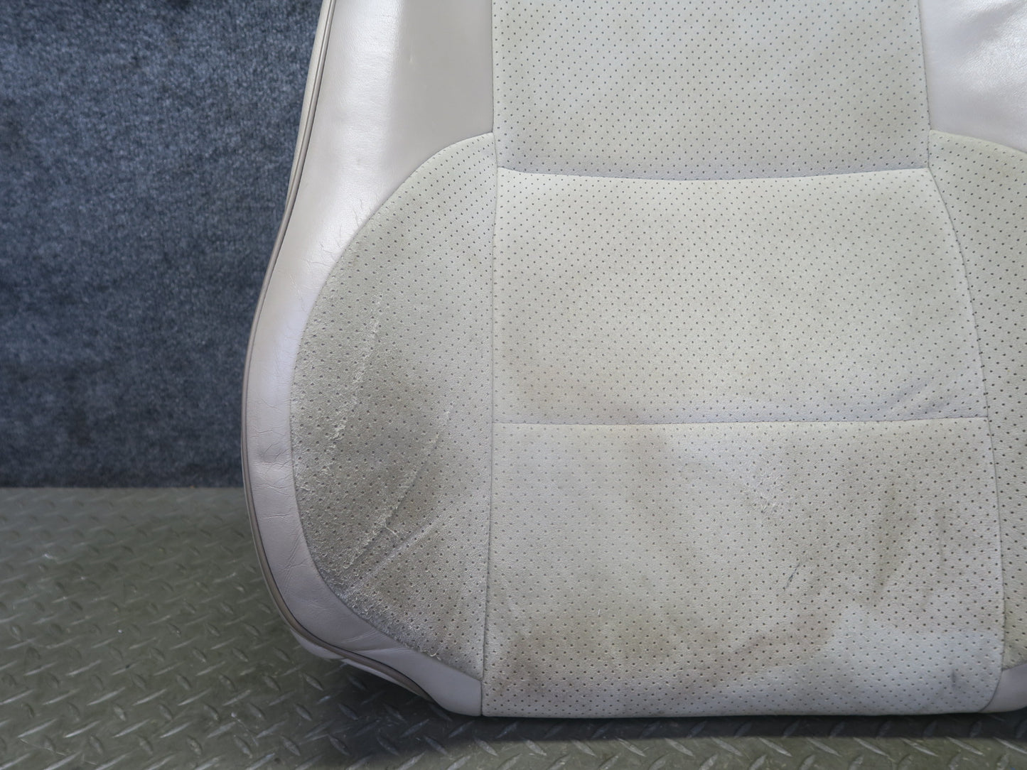 01-05 Lexus JCE10L IS300 Sedan Front Right Seat Leather Heat Upper Cushion OEM