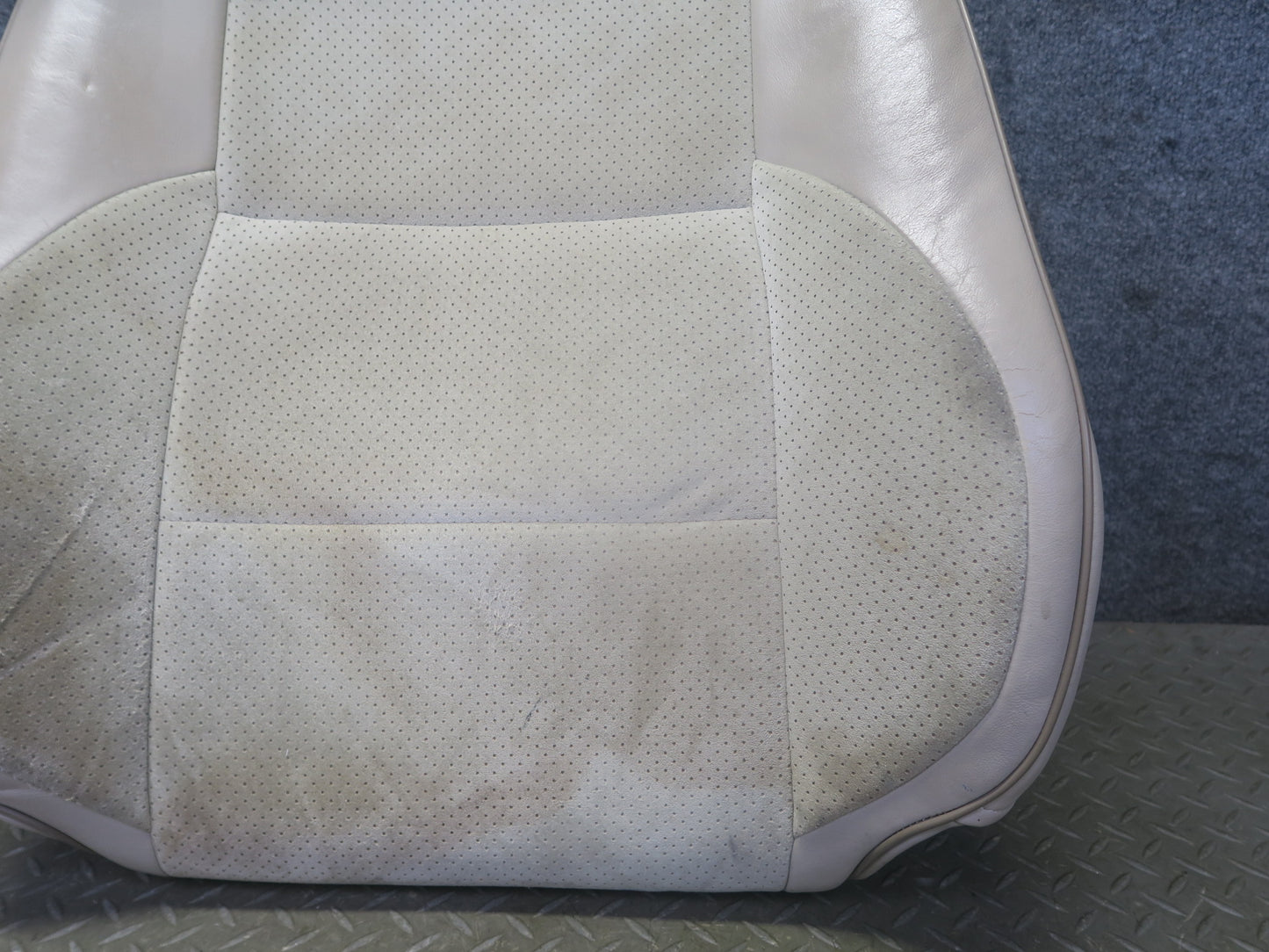 01-05 Lexus JCE10L IS300 Sedan Front Right Seat Leather Heat Upper Cushion OEM