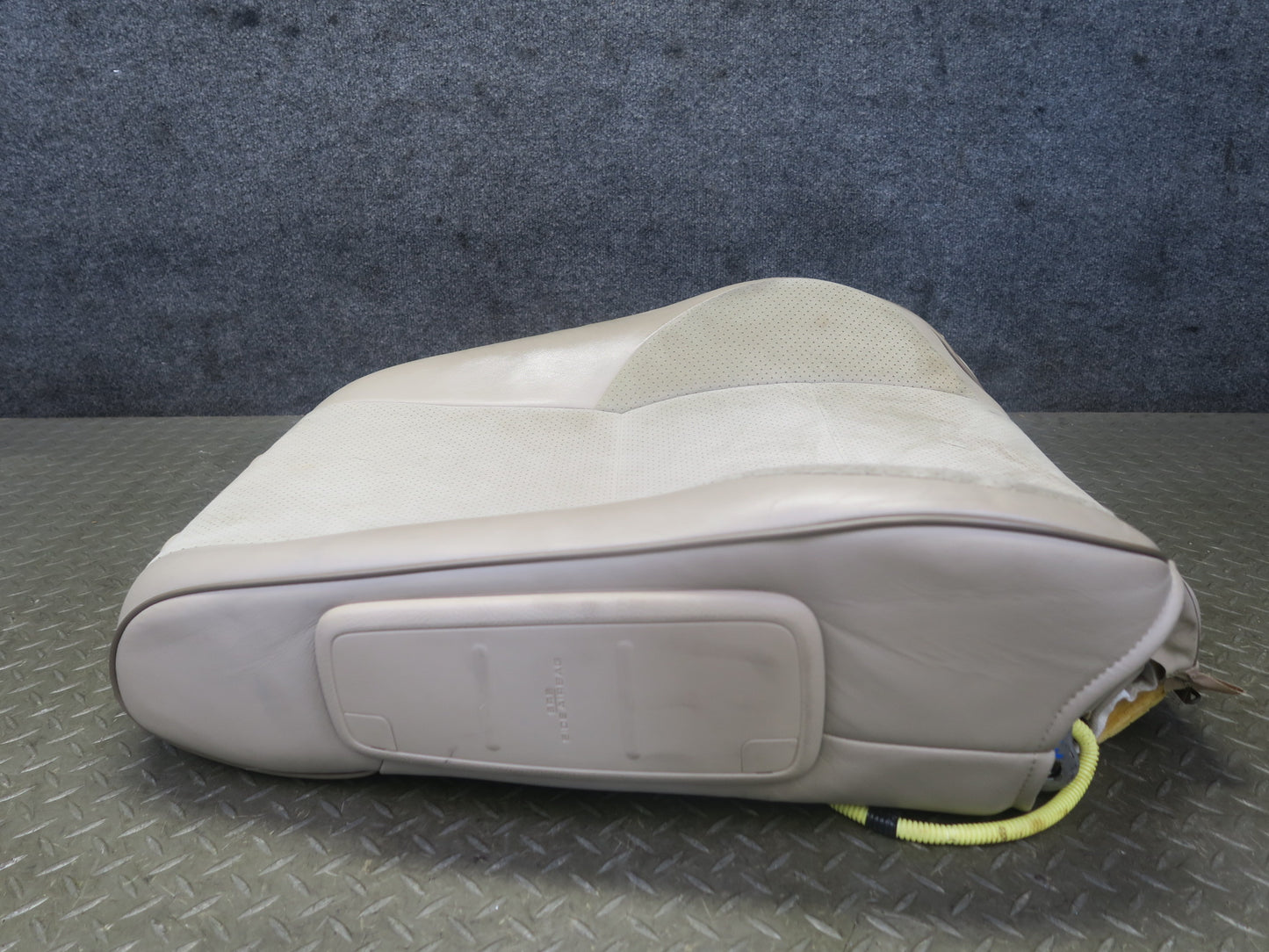 01-05 Lexus JCE10L IS300 Sedan Front Right Seat Leather Heat Upper Cushion OEM