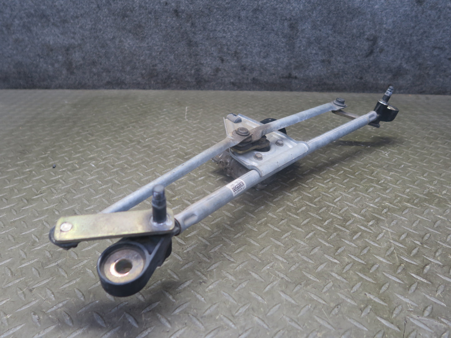 96-02 BMW E36/7 Z3 Windshield Wiper Transmission Linkage w Motor OEM