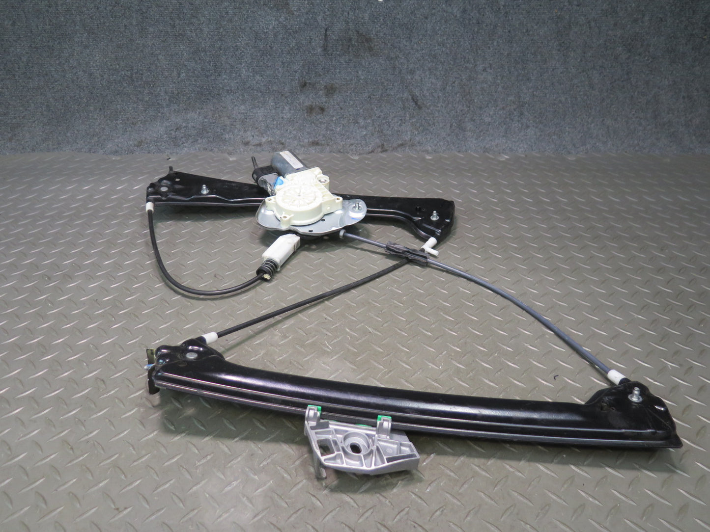 03-08 BMW E86 E85 Z4 Right Passenger Door Window Regulator w Motor OEM