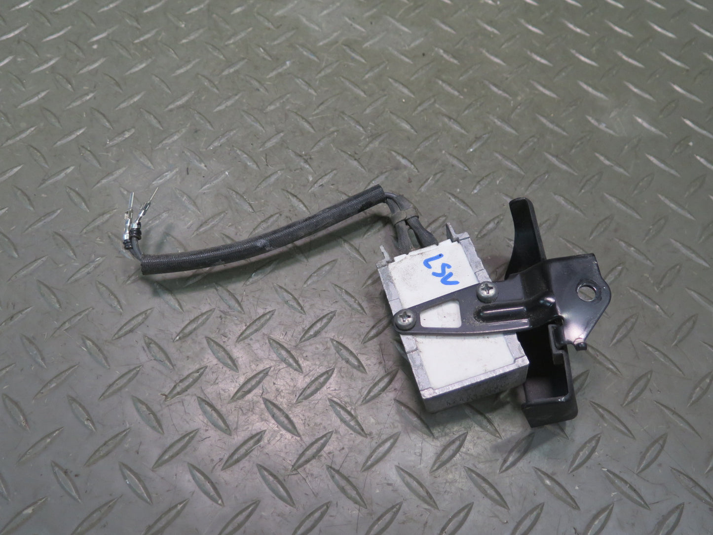 95-00 Lexus UCF20L LS400 Fuel Pump Resistor Module 23080-50030 OEM