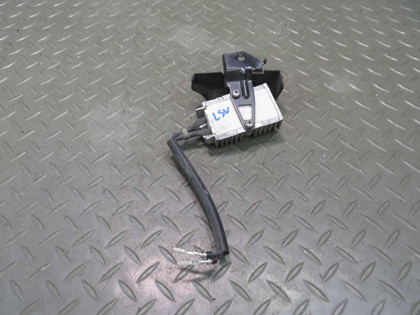 95-00 Lexus UCF20L LS400 Fuel Pump Resistor Module 23080-50030 OEM