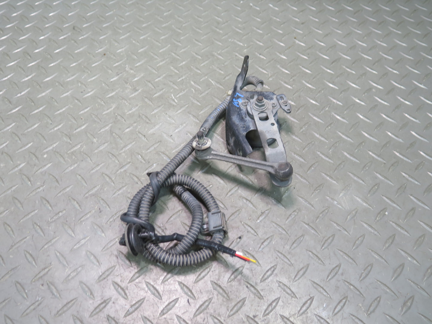 98-00 Lexus UCF20L LS400 Rear Right Suspension Height Sensor Module OEM