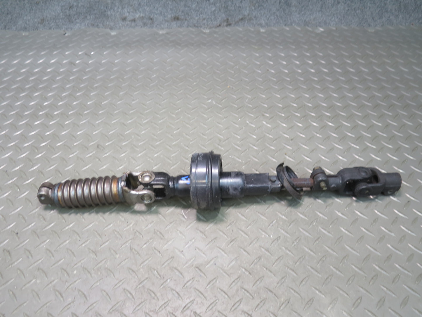 1998 Lexus UCF20L LS400 Steering Column Intermediate Linkage U Joint Shaft OEM