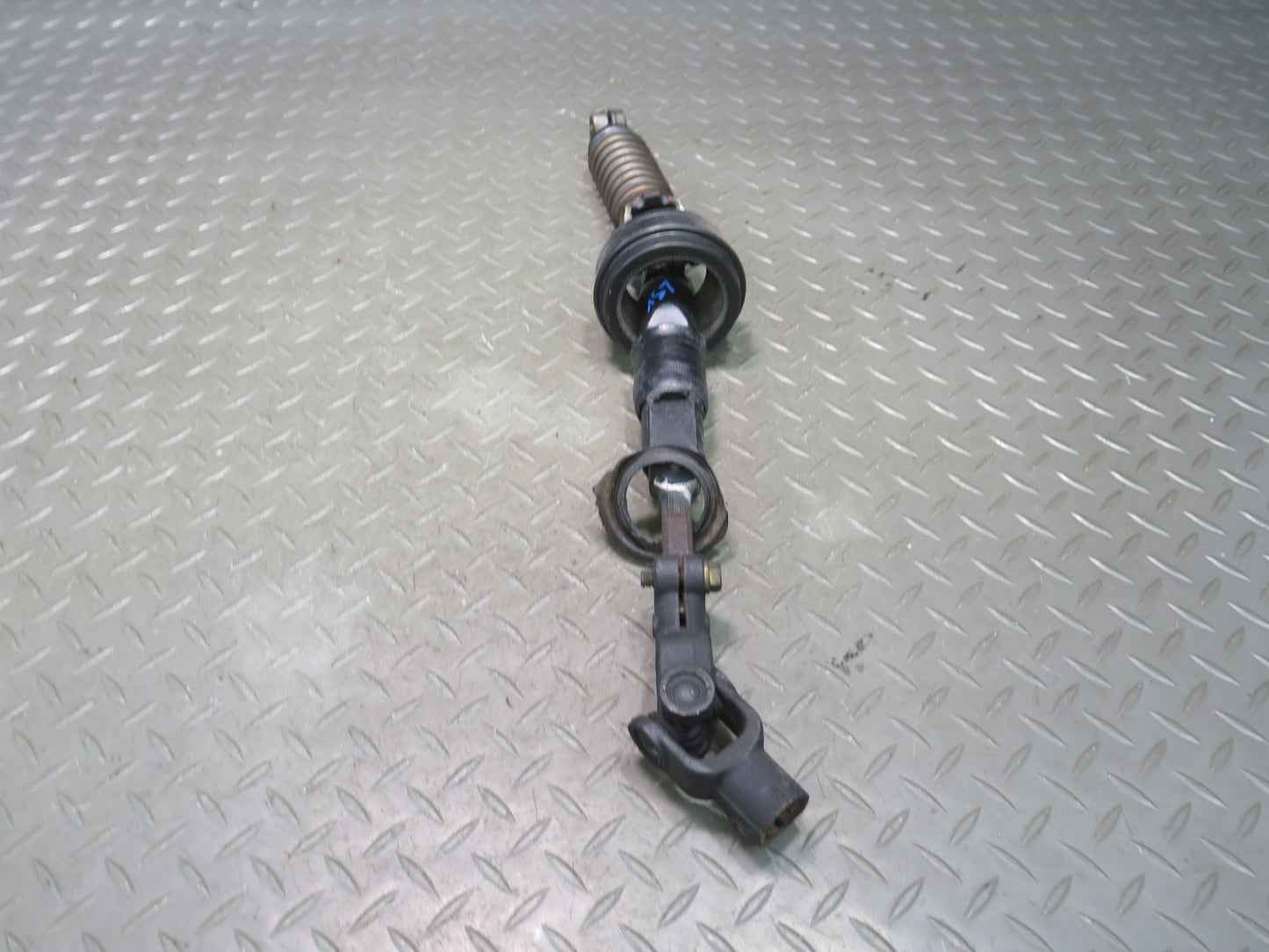 1998 Lexus UCF20L LS400 Steering Column Intermediate Linkage U Joint Shaft OEM