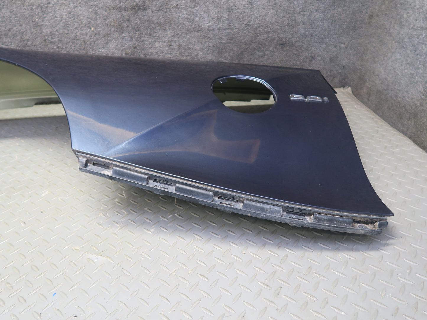 03-08 BMW E86 E85 Z4 Front Left Fender Shell Cover Panel Blue OEM
