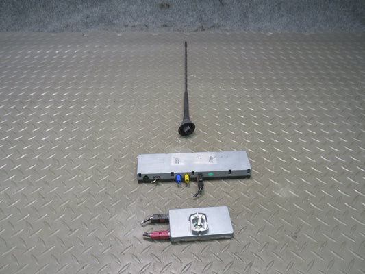 03-08 BMW E86 E85 Z4 Radio Antenna Amplifier Module Set OEM