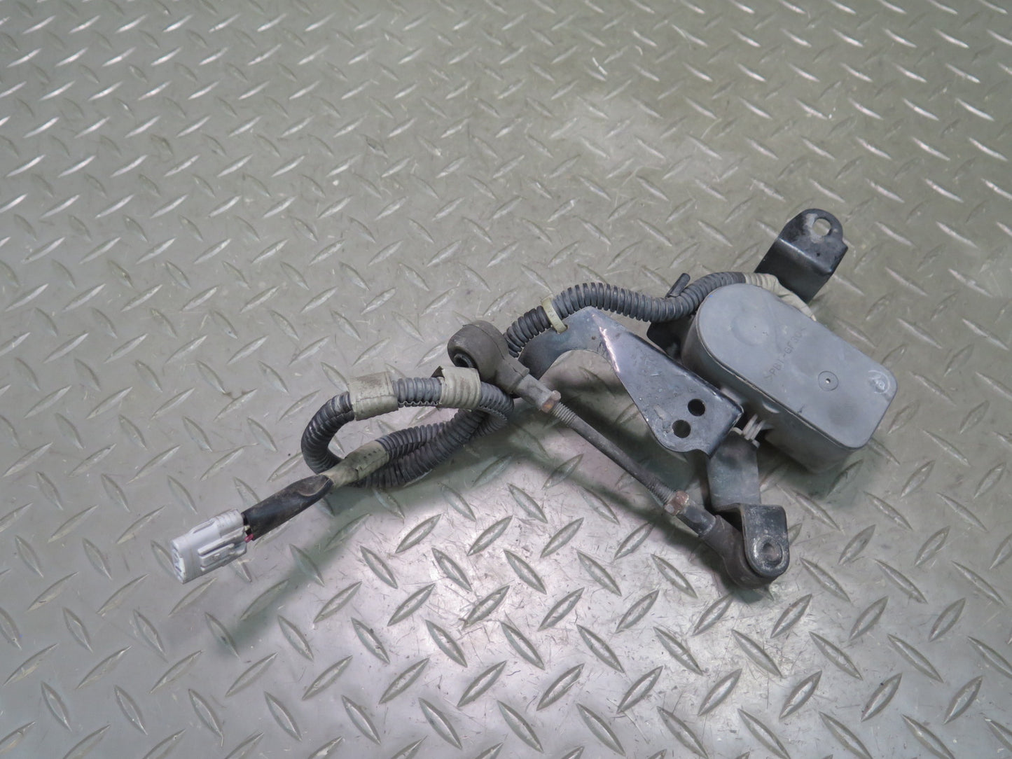 98-00 Lexus UCF20L LS400 Front Right Suspension Height Sensor Module OEM