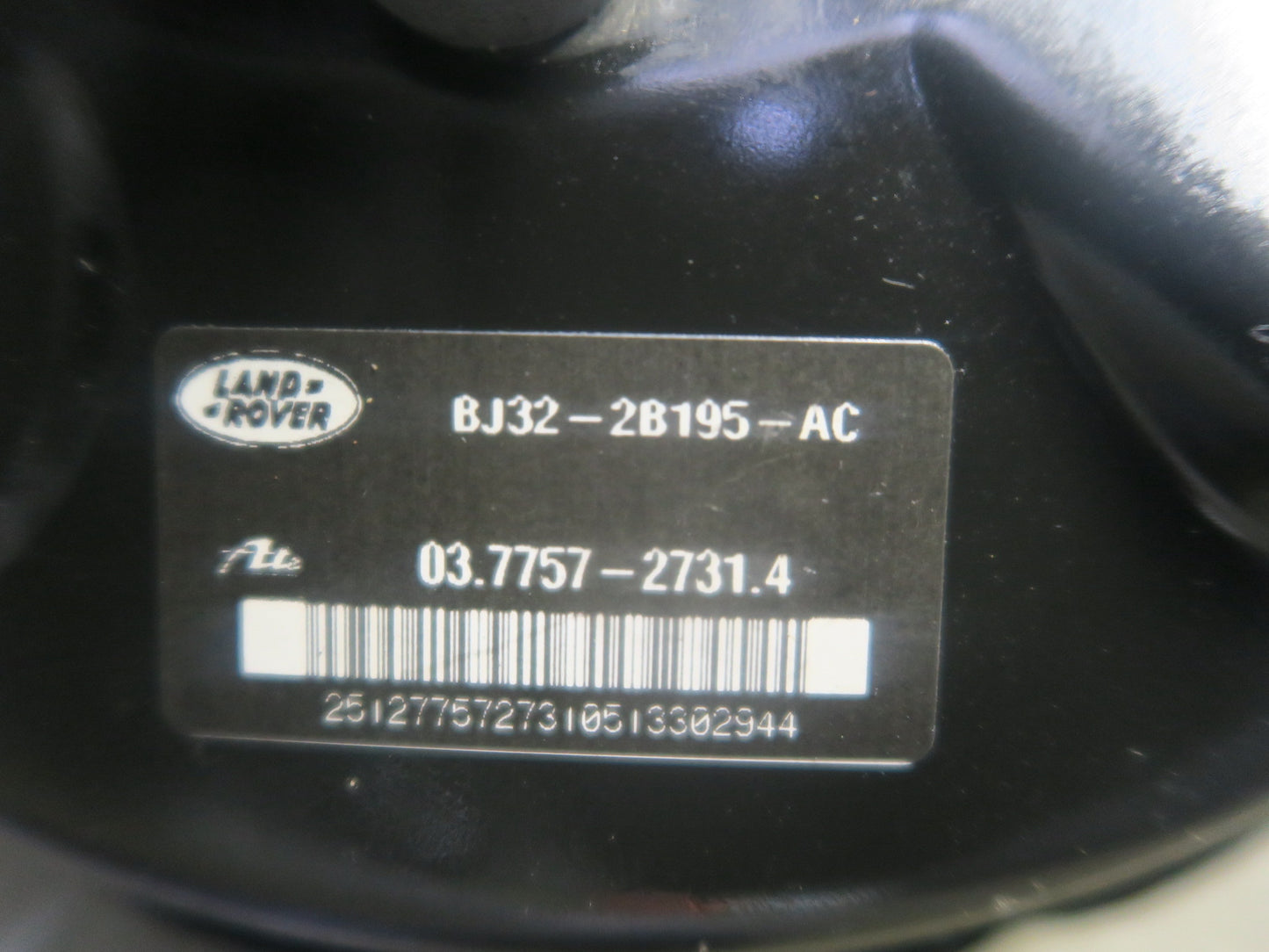 2012-2015 Range Rover Evoque L538 Brake Master Cylinder Booster Fluid Reservoir