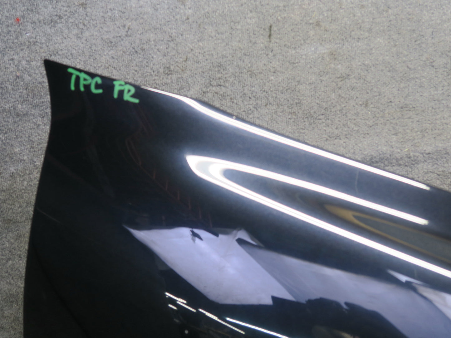 2011-2014 Porsche Cayenne 958 Front Right Pass Side Fender Panel Cover Black
