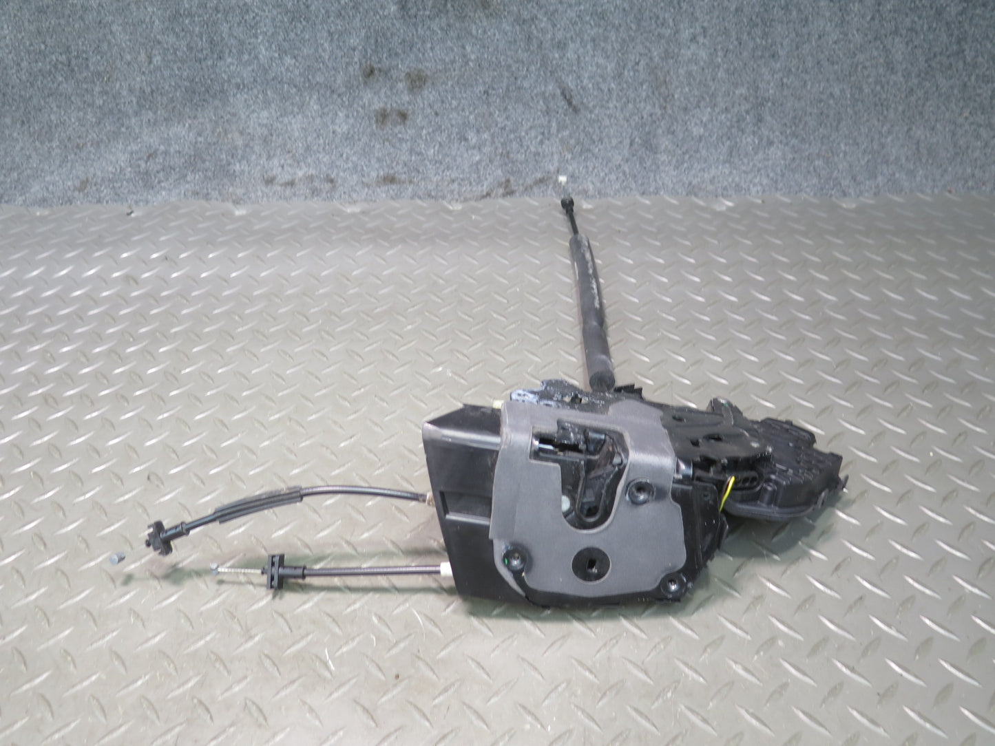 14-22 Range Rover Sport L494 Front Left Door Lock Latch Actuator DK62-203A29-JG