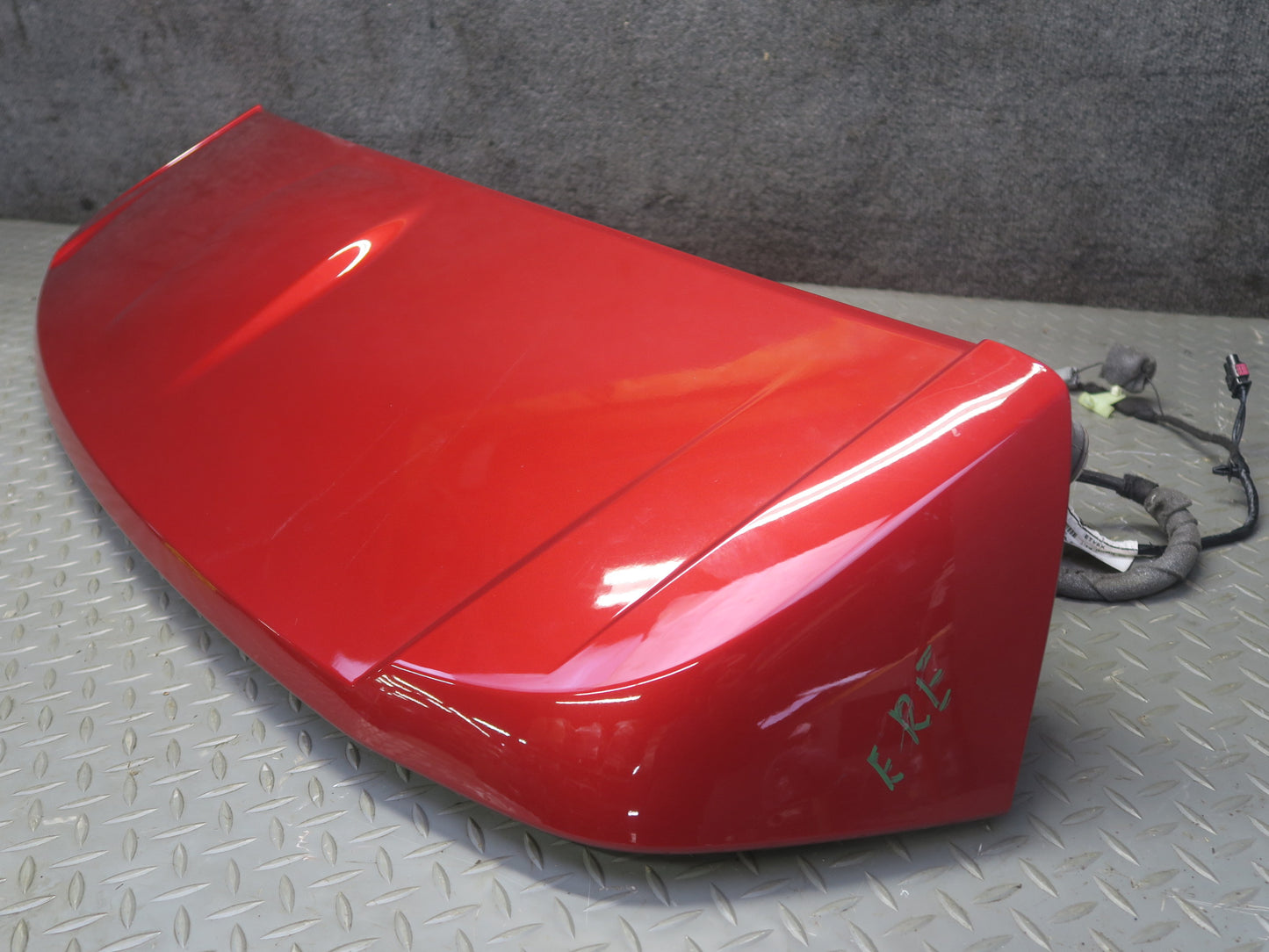 2012-2015 Range Rover Evoque L538 4DR Rear Trunk Tailgate Spoiler w Brake Light