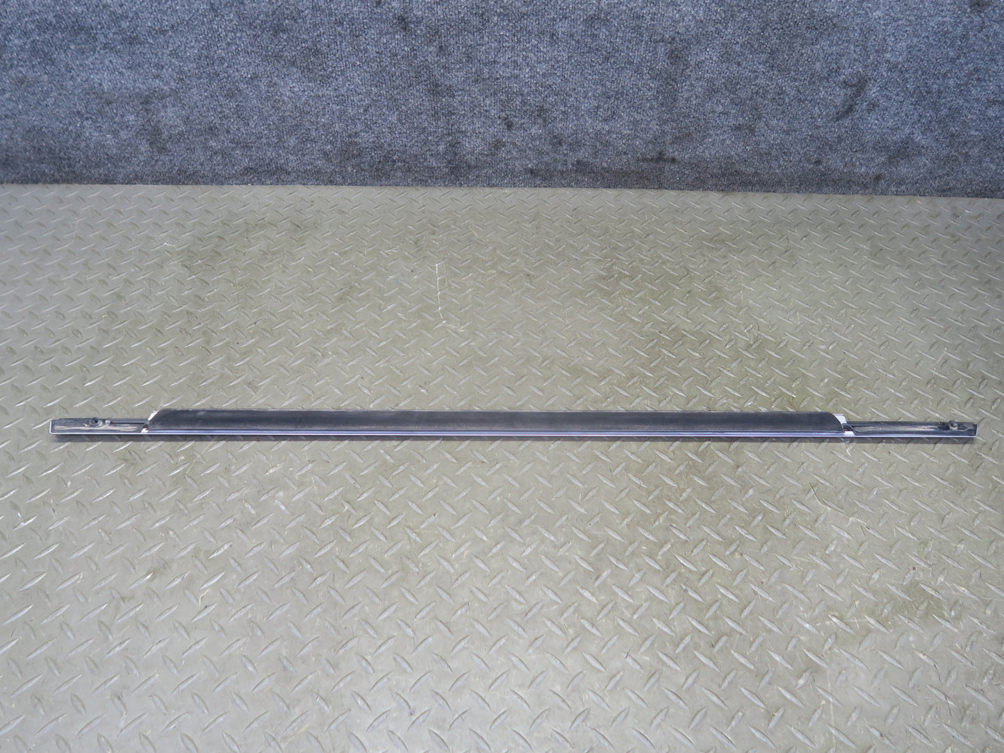 2012-2019 Range Rover Evoque L538 Rear Left Door Window Chrome Trim Molding