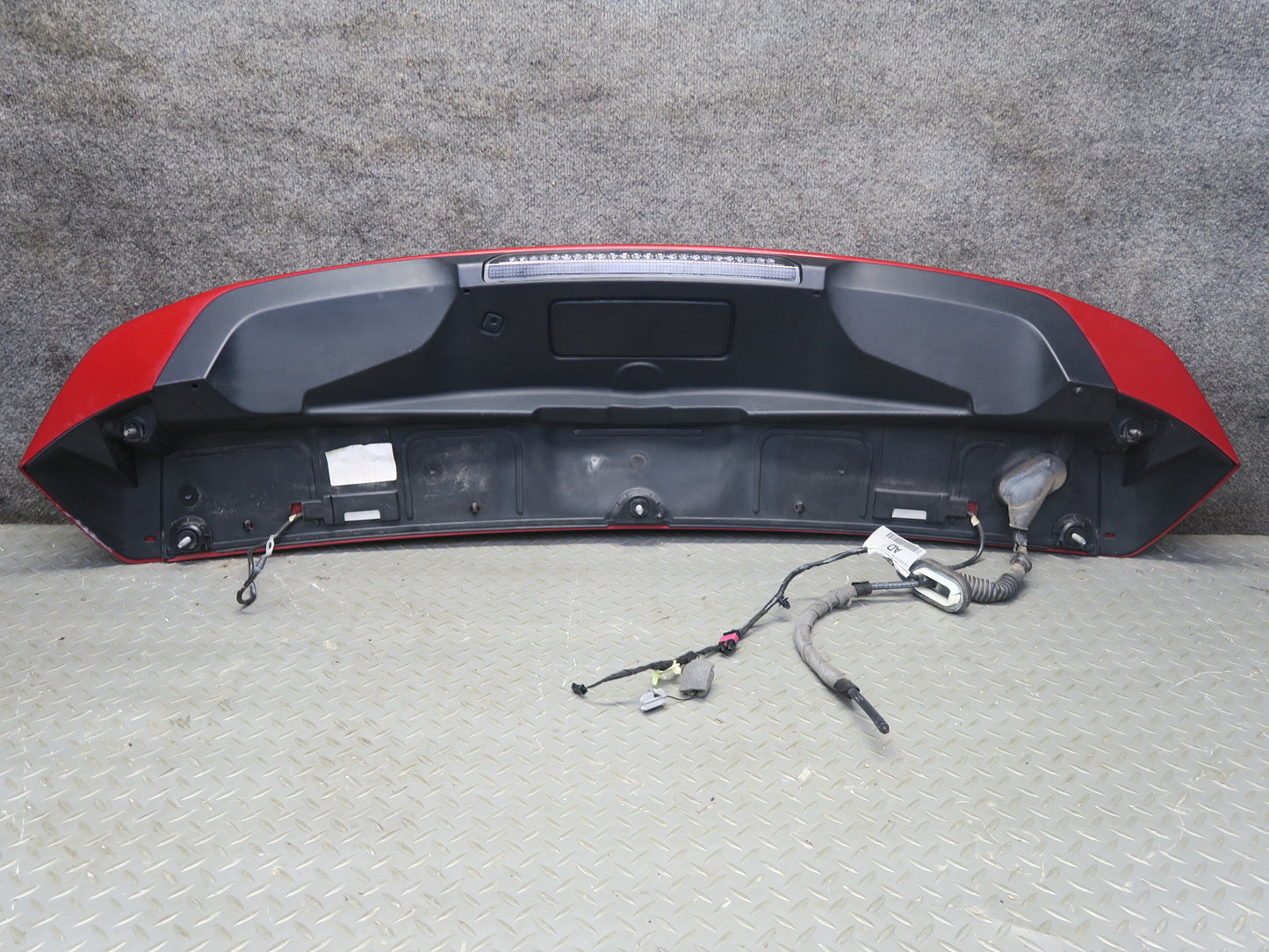 2012-2015 Range Rover Evoque L538 4DR Rear Trunk Tailgate Spoiler w Brake Light