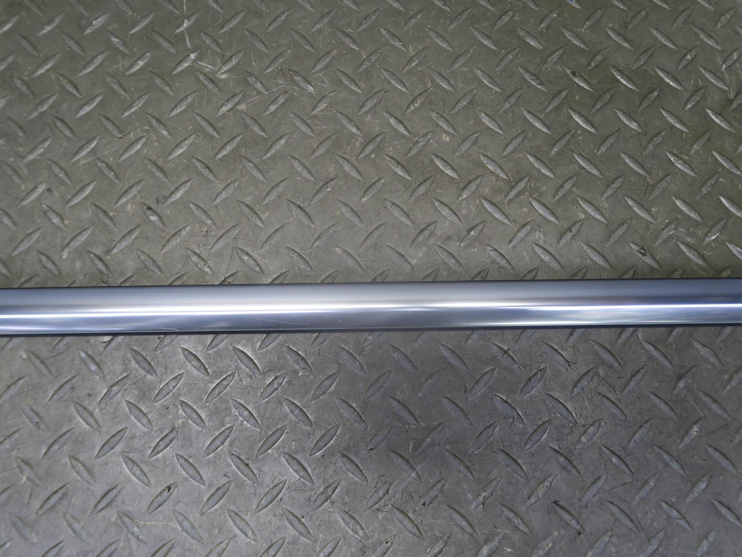 2012-2019 Range Rover Evoque L538 Front Left Door Window Chrome Trim Molding