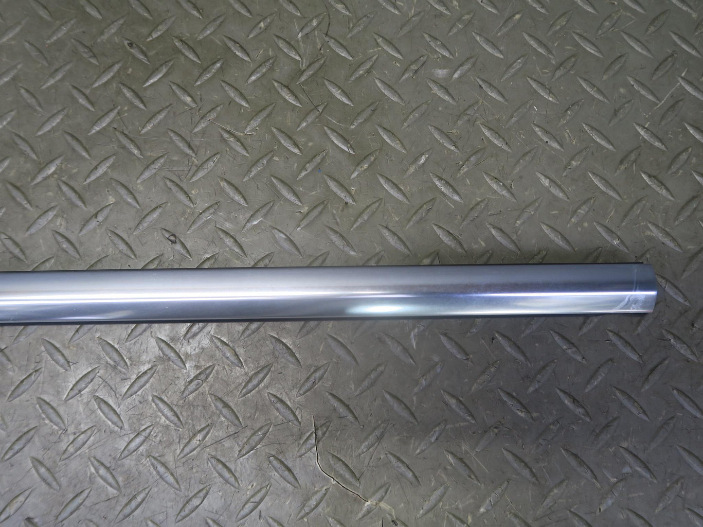 2012-2019 Range Rover Evoque L538 Front Left Door Window Chrome Trim Molding