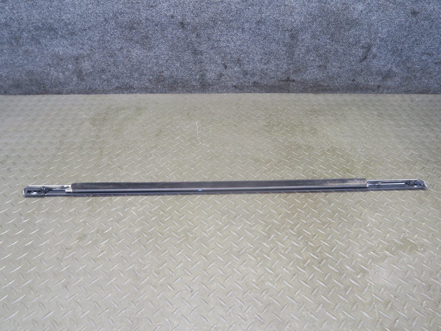 2012-2019 Range Rover Evoque L538 Rear Right Door Window Chrome Trim Molding