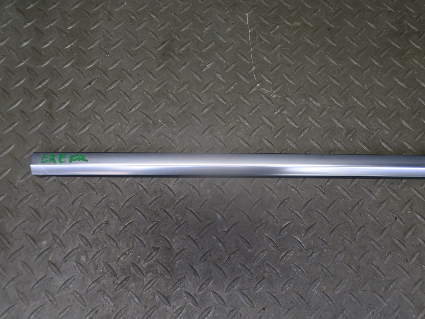 2012-2019 Range Rover Evoque L538 Front Right Door Window Chrome Trim Molding