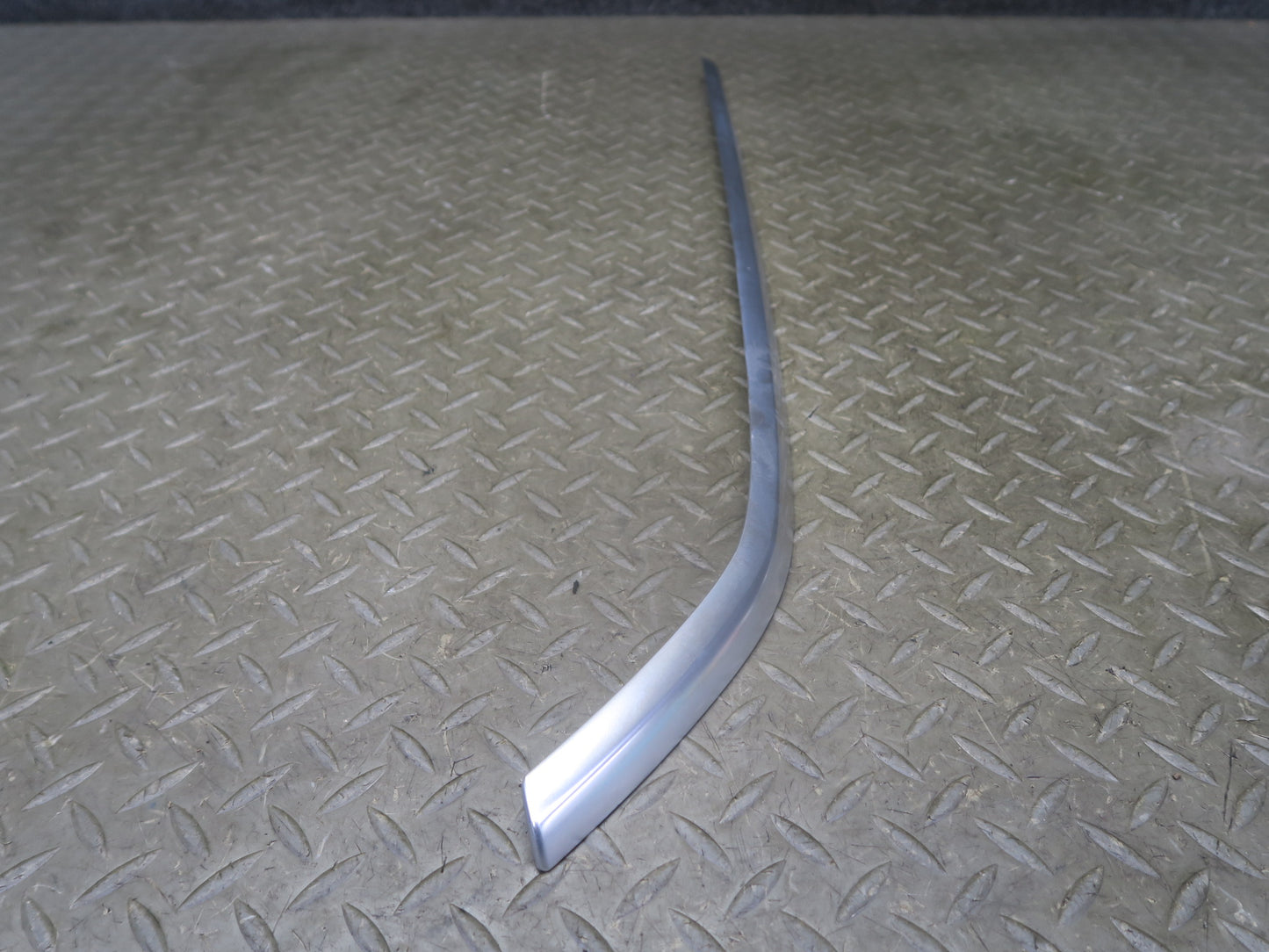 2012-2019 Range Rover Evoque L538 Rear Right Quarter Chrome Trim Molding