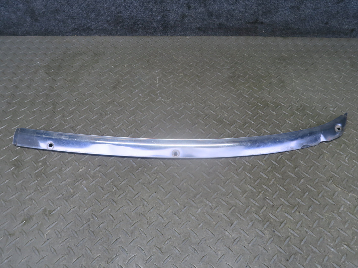 84-89 Nissan Z31 300ZX Windshield Cowl Lower Trim Molding Panel Set OEM