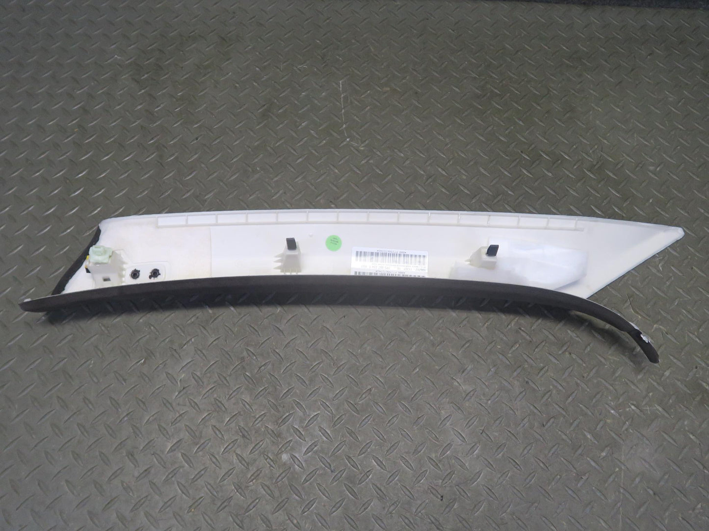 2011-2018 Porsche Cayenne 958 Front Left & Right Upper A Pillar Trim Panel Set