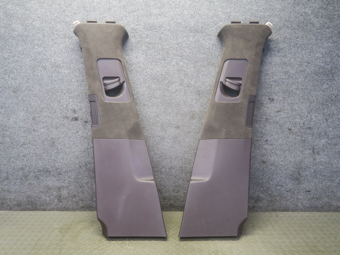 11-18 Porsche Cayenne 958 Right Left Side Upper B Pillar Trim Cover Panel Set